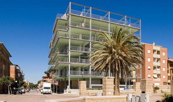 Edificio residenziale multipiano a Marina di Grosseto